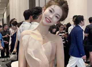 莫名其妙的8个爆料，17c吃瓜直达，黑料压倒无聊!
