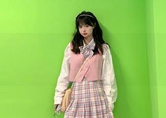 更新来了！17吃瓜网每日大赛：今晚有个陌生人要上头条？
