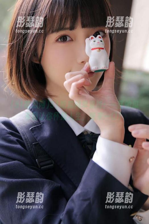 51吃瓜网苹果版：一区的瓜多到让你怀疑人生，快来一口！