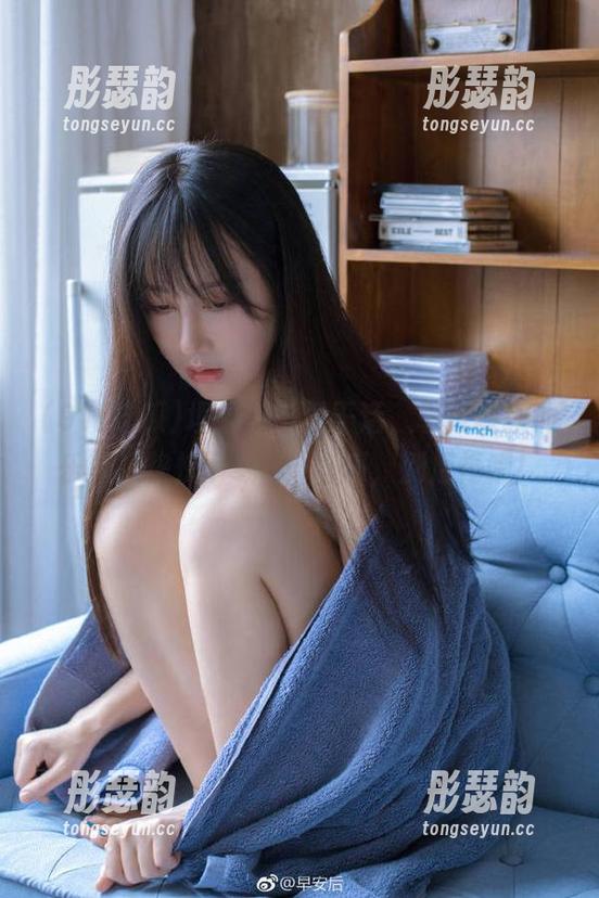 埋头瓜田里干活，享受收获的乐趣，快快下载91i吃瓜，别后悔哦！