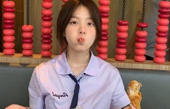 91网曝，能不能多点黑料让我收藏，网上太乏味了！