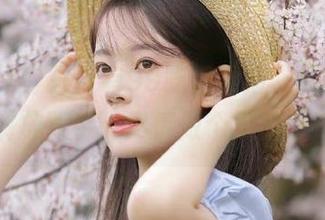 只要有99吃瓜导航，我就可以彻底解放双手，尽情做个瓜的“后宫”