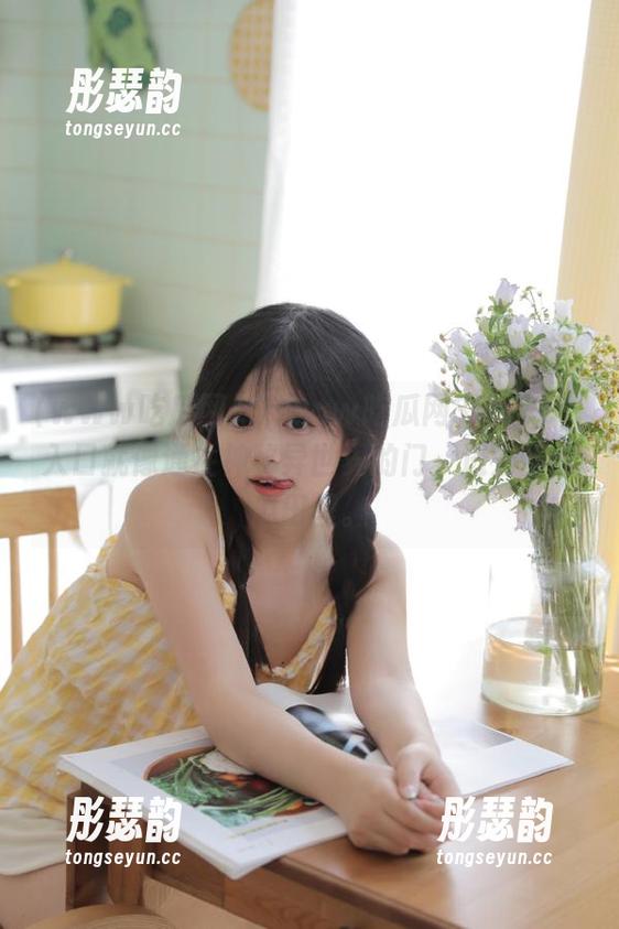 “www吃瓜网36wcc”入口就像通往神秘异世界的门，进去都是瓜田里。