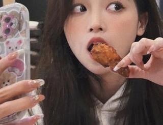 在zztt155.ccm的黑料线路上翻滚，简直是个发掘惊悚的游乐场！