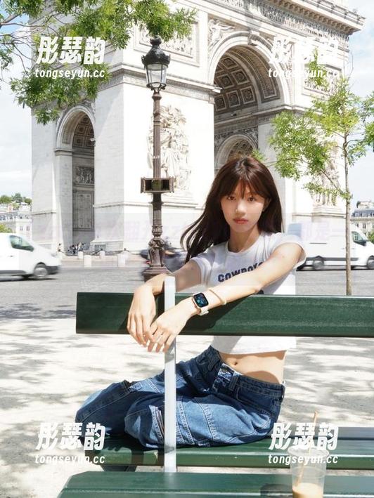 每次翻开zztt21的视频，都是一场巨大的视听折磨……
