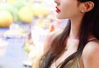 下载“五一吃瓜”，帮我打发无数闲暇时间，啧啧，这效率倍儿赞！