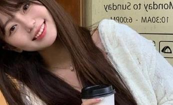吃瓜网站最新动态：怎么就这么不争气，总是打不开！