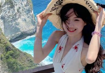 在卡得让人抓狂的娱乐718网址前，我仿佛成了哲学家