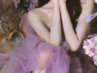 你看“我爱五一吃瓜网”发布了新的瓜，心里默默翻了个白眼。