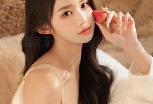 我爱五一吃瓜网官网，光是那堆瓜就让人眼花缭乱！