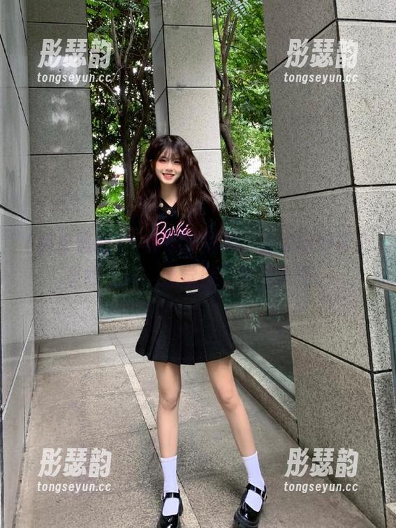 下载明星黑料，让你的好奇心直线上升，感觉自己快变侦探！