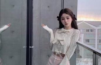 自由穿越黑料不打烊，观看传送门里的精华与干货，没准儿能一睹风采？