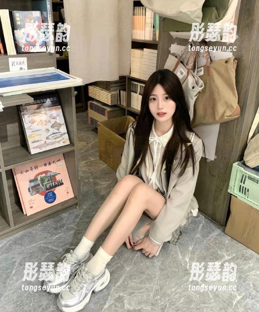 有了“黑料正能量”，观看成了我踏出迷路的第一步。