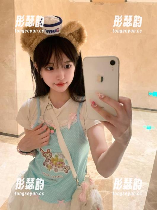 黑料正能量，永不迷路，看来我的八卦之路永远不会偏离啊～